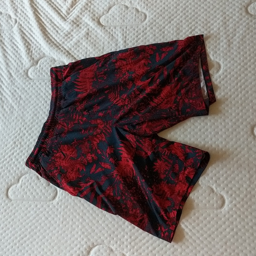 Lulu Lemon 9 inch Lined Pace Breaker Shorts